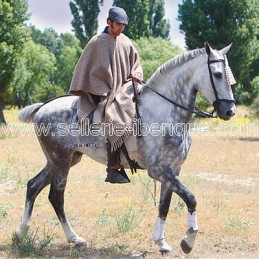 Poncho en laine Zaldi