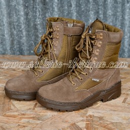 Chaussures de randonnée 1...