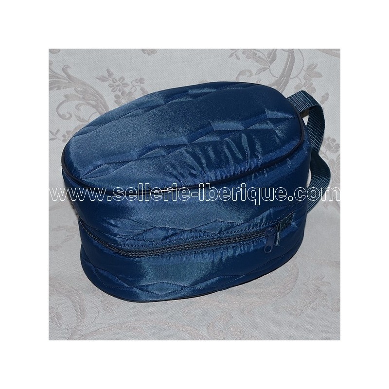 Padded carrying bag for helmet Padded carrying bag for helmet