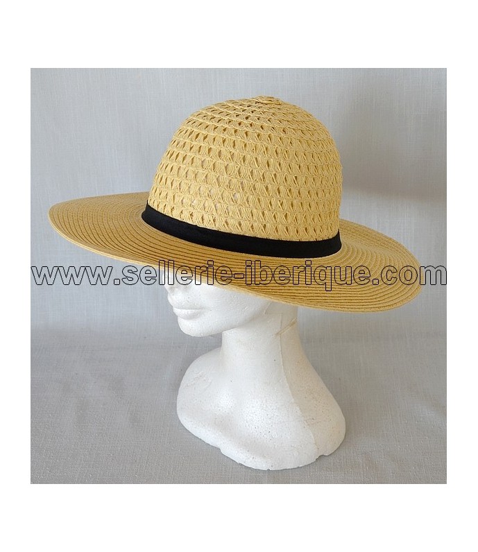 Straw hat model 1