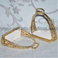 Baroque stirrups